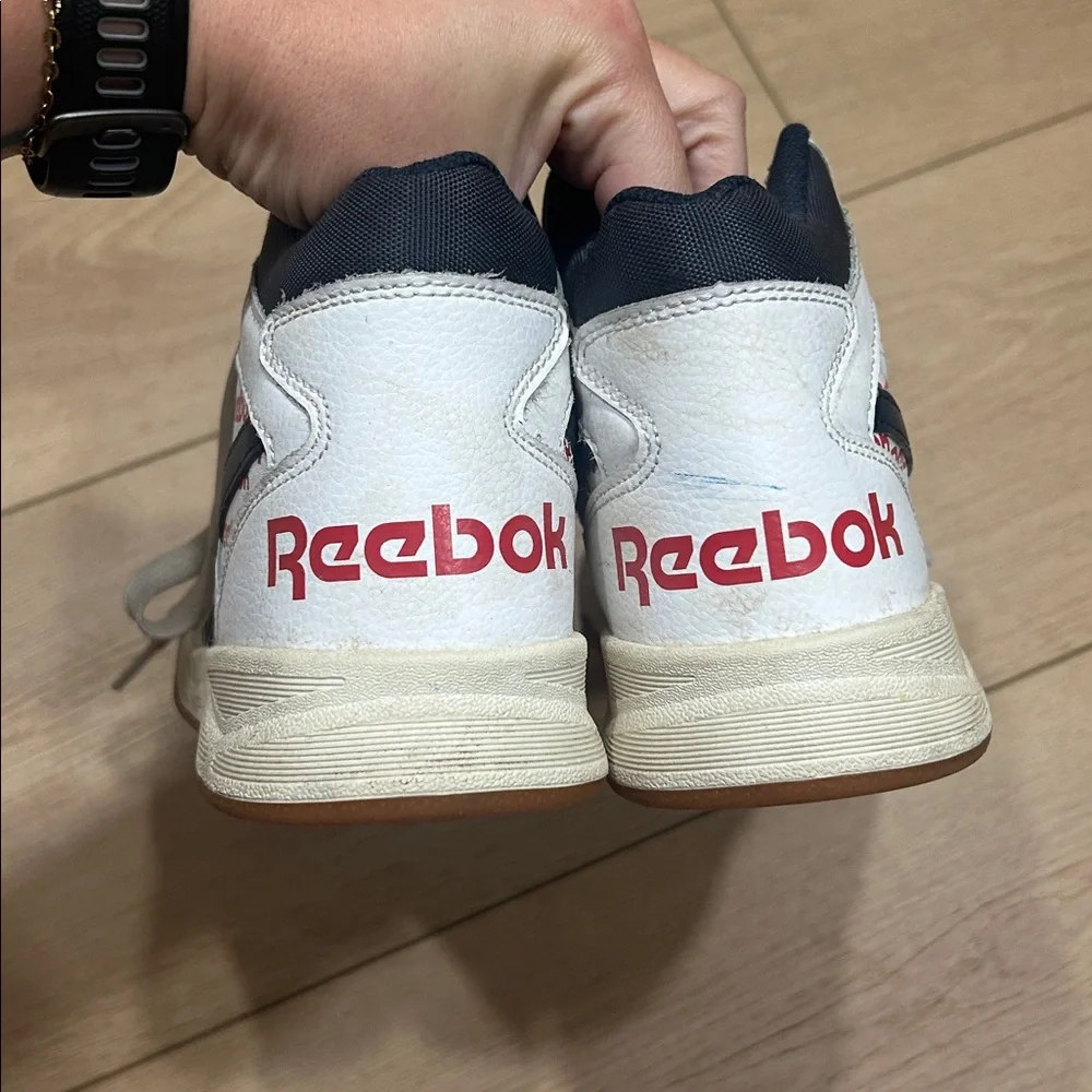 Retro Reebok Mids Size 6